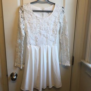 Beautiful white lace long sleeve dress